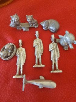 MINITURE PEWTER FIGURINES SOME MADE BY SPOONTIQUES 1982
