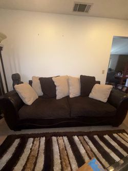 Oversized Sofa – Comfortable & Spacious Seating
