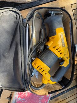 Dewalt Corded Reciprocating Saw with Case