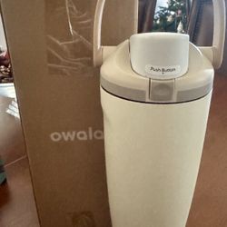 Owala - 40oz FreeSip Tumbler - New With box 