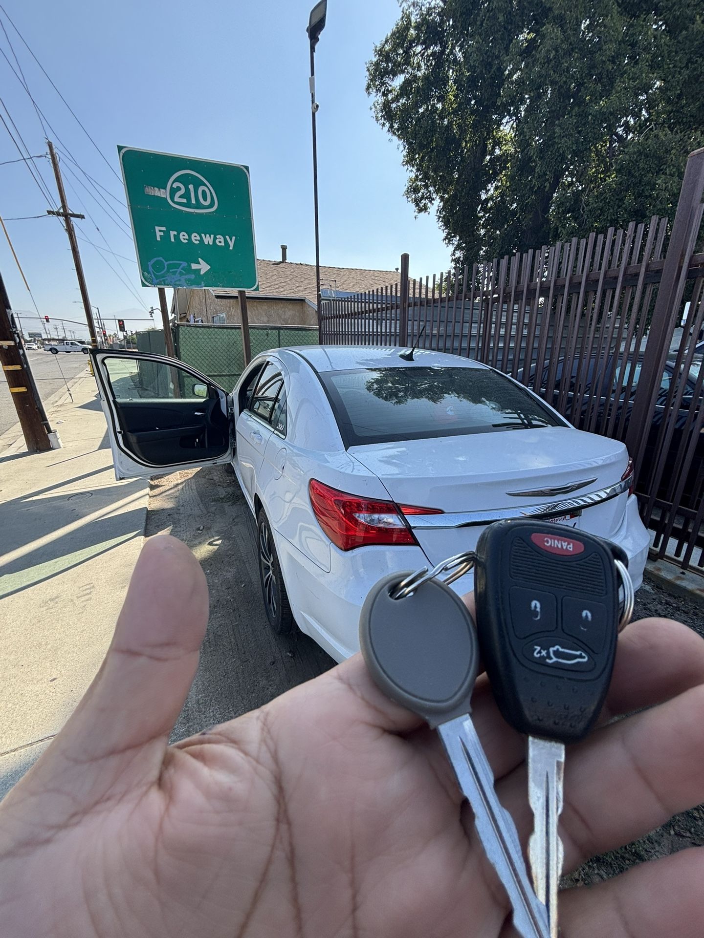 Llaves De Autos / Car Keys And Remotes