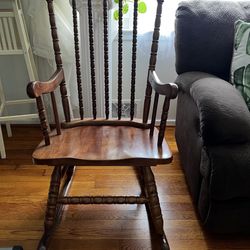 Wooden Rocking Chair 