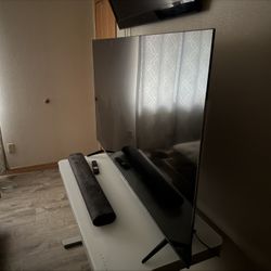 65” 4K QLED TV + Soundbar