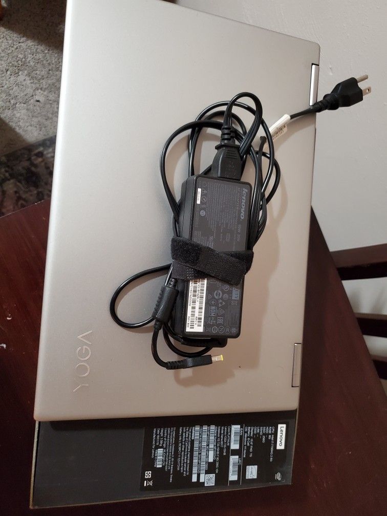 Lenovo Yoga 720 Laptop