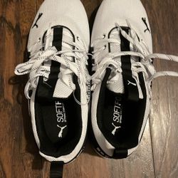 Men’s Puma Size 9