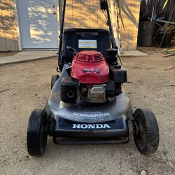 Honda HRC 216 commercial lawnmower