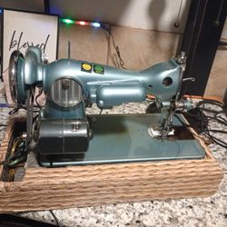 Sewing Machine 