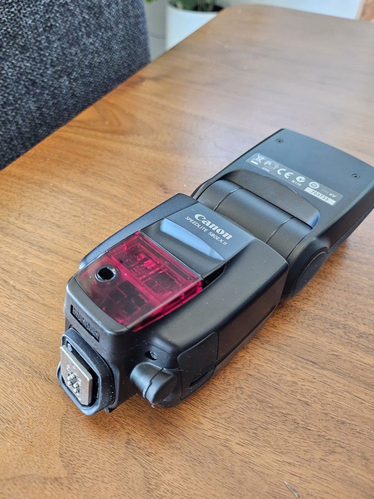 Canon Speedlite 580EX II