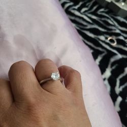 Ring Solitary Size 7 Or 8