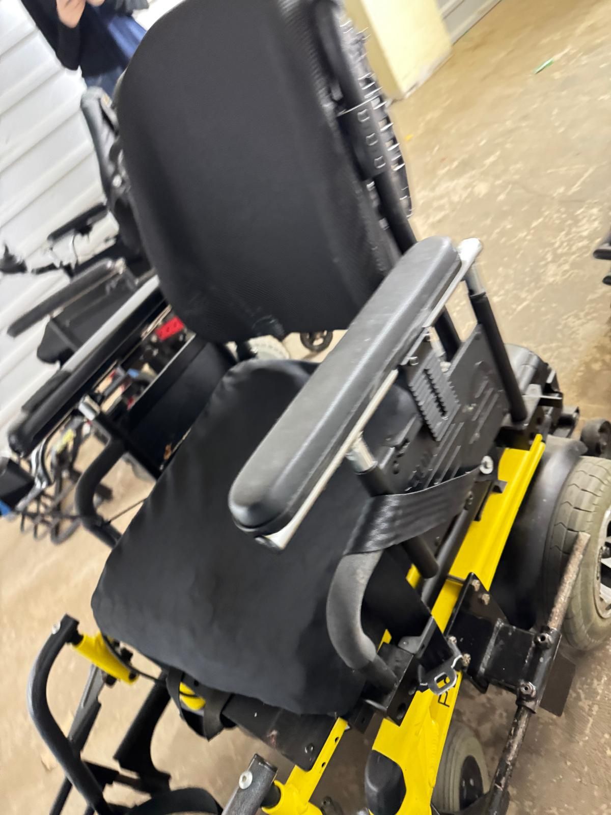 Electric Wheelchair