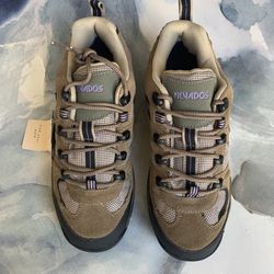 Woman’s Nevados Hiking Boots 