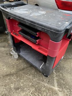 Rubbermaid Tool Cart