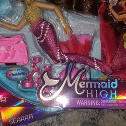 Mermaid High Searra Fashion Doll

