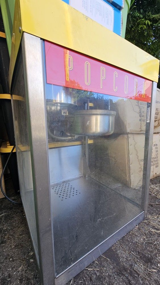 Comercial Pop Corn Machine