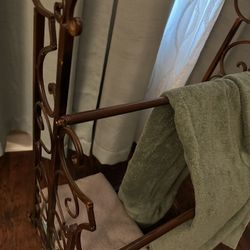 Towels/Blankets Rack  Functional