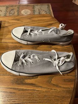 Converse Chuck Taylor women’s grey size 6