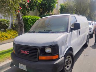 Gmc savana 2004, clean title