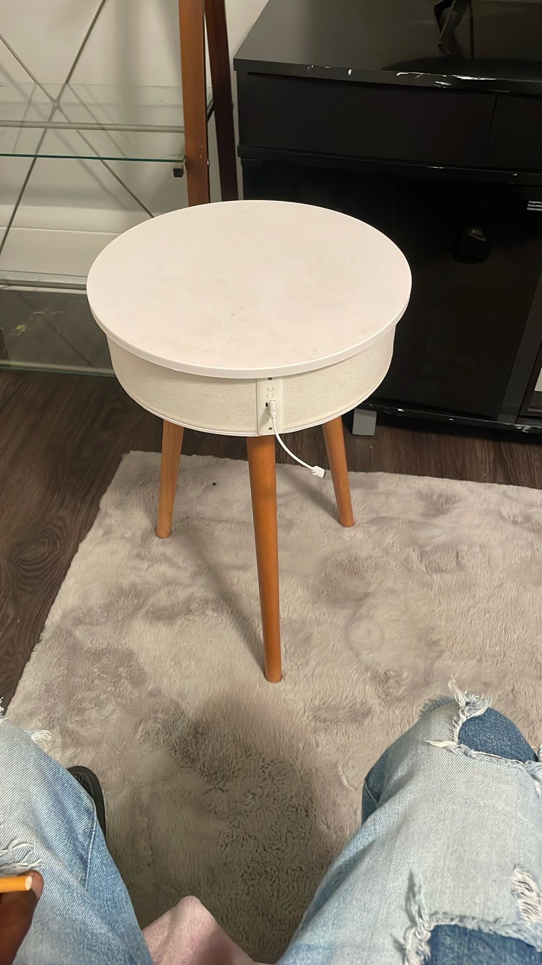 Bluetooth Speaker Table