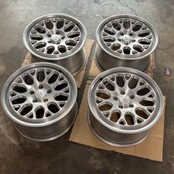 fifteen52 Formula GT 5x120