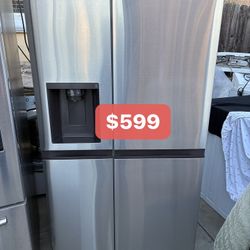 Like New LG Side By Side Refrigerator 
