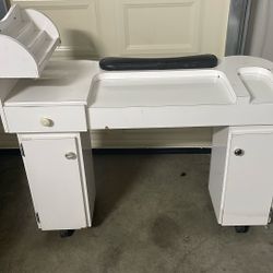 Mesa Para Uñas 
