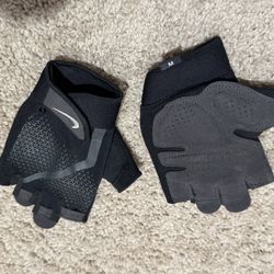 Nike Gymnastics Gloves For Weight Lifting Small Size 