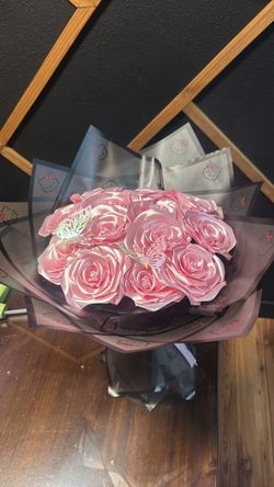 Eternal roses