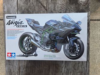 Ninja H2R plastic model
