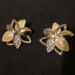 Large Beautiful Gold Plated Earrings With Yellow Metallic And Clear Crystals…RFM CHINA