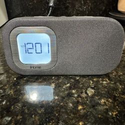 iHome Alarm Clock Radio (Queen Creek)