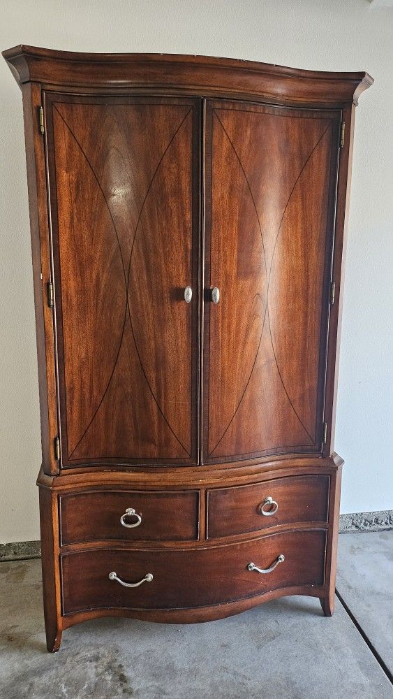 ARMOIRE BY ALAXANDER JULIAM