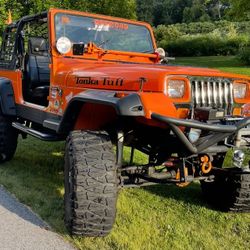 Jeep V8