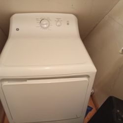 Used GE Washer/Dryer Set 