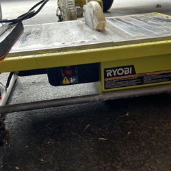 Tile saw 