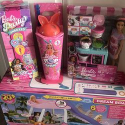 Barbie Dreamboat, Florist, Party Unboxed Pet Birthday, Pop Reveal Shakes