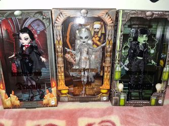 MONSTER HIGH