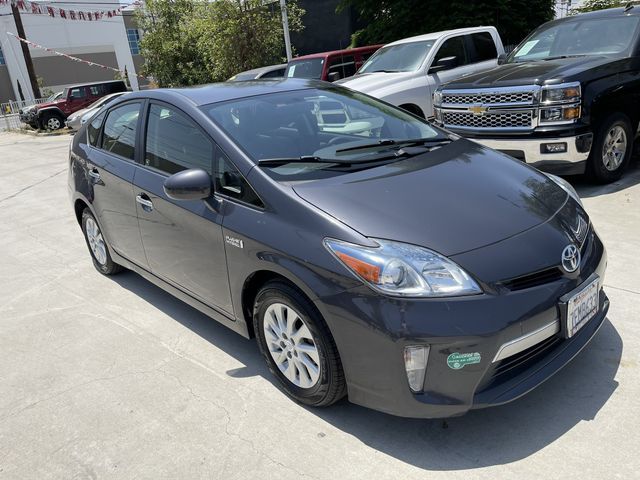 2014 Toyota Prius Plug-in Hybrid