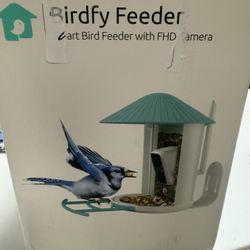 AI Camera Bird Feeder Identifies 6000 Plus Birds Solar Netvue 