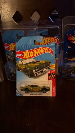 Hot wheels super treasure hunt 68 mercury cougar