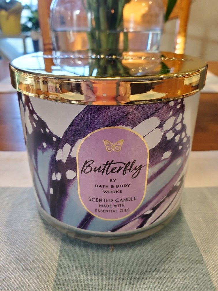 BBW BUTTERFLY CANDLE