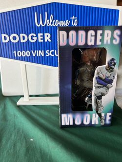 Mookie Betts dodgers bobble head for trade