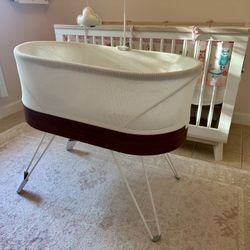 Snoo Smart Sleeper Bassinet