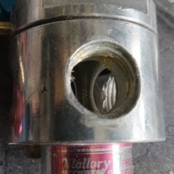 - A N fittings, Mallory Fule Presser Regulator