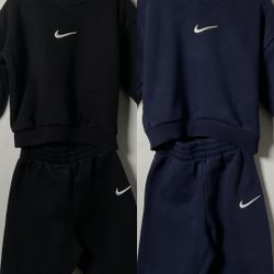 Toddler Nike sweatshirt and joggers set ❗️BUNDLE ❗️