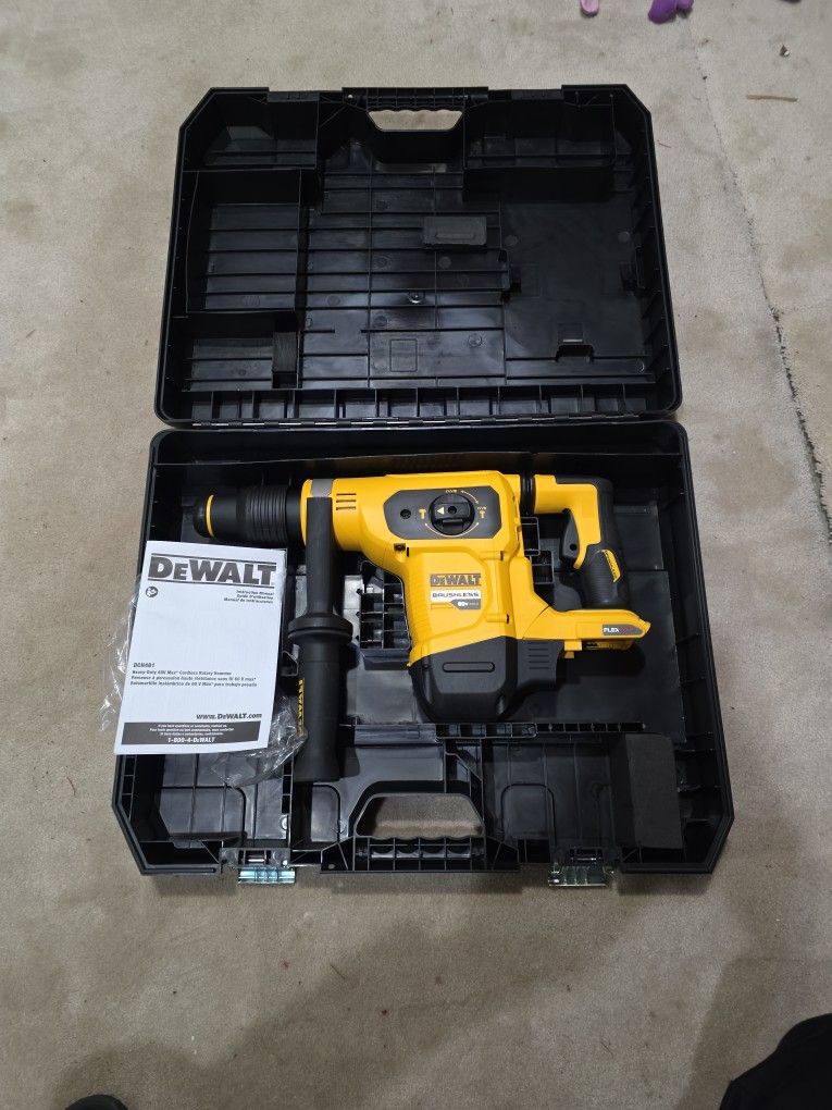 DeWalt SDS MAX BRUSHLESS HAMMER