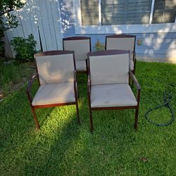 4 Matching Wooden Chairs