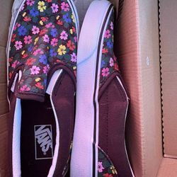 New In Box Classic Slip On Floral Vans , 2.5y