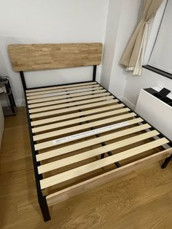 Full-Size Bed Frame (Pick-up after 4/13)
