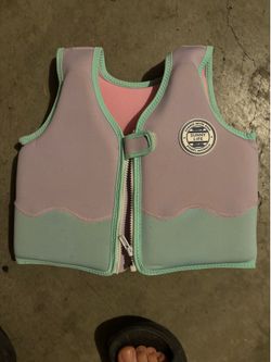 SUNNYLiFE Kids Swim Vest with Shark Fin - Lavender / Mint