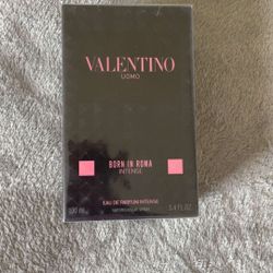 Valentino Uomo Born in Roma Intense EDP 3.4oz